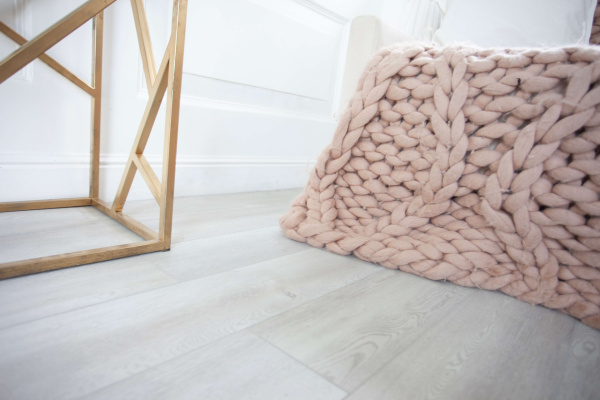 LVT кварц-виниловая плитка Damy Floor коллекция Family - Дуб Зимний/ Winter Oak TCM304-3 LVT кварц-виниловая плитка Damy Floor коллекция Family - Дуб Зимний/ Winter Oak TCM304-3