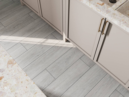 Ламинат 	EVERSENSE EL1053 ДУБ ВИКТОРИЯ СЕРЫЙ